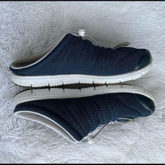 Propet Travel Walker Slides Size 8.5 - Picture 10 of 14